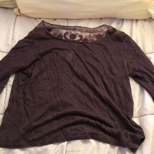 American Eagle Medium Sleeve Top